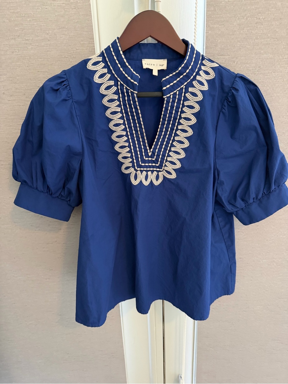 entro Royal Blue Puff-Sleeve Embroidered Henley Top - Picture 2 of 3